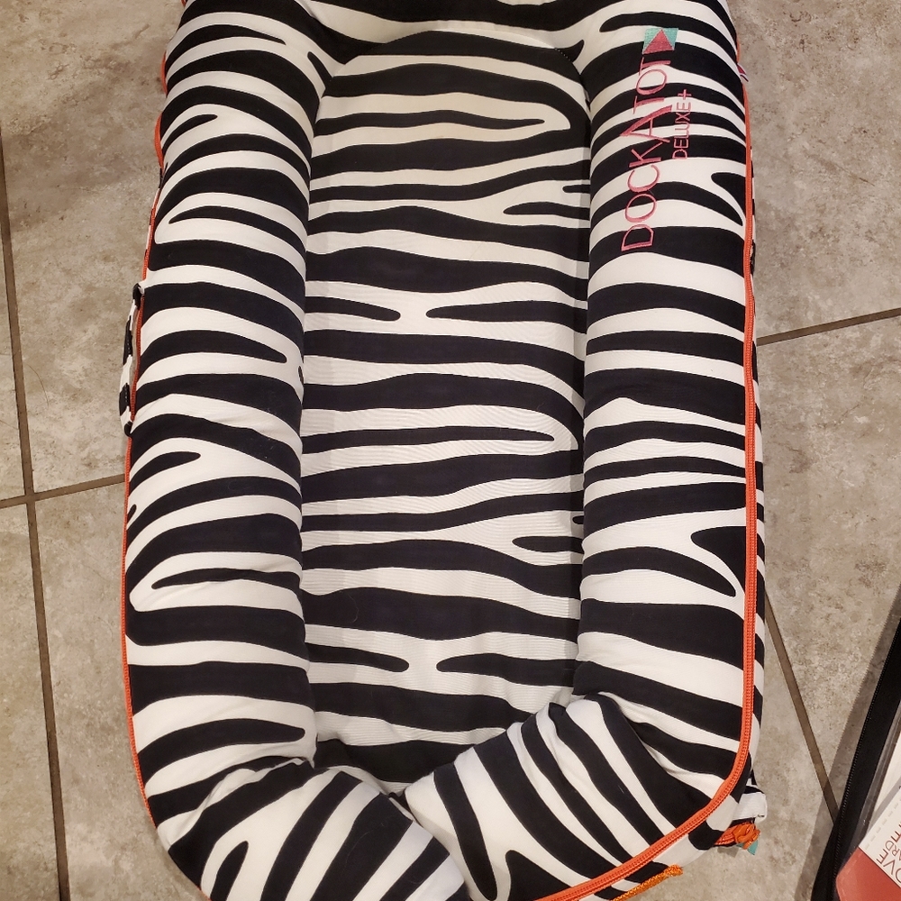 Dockatot deluxe+